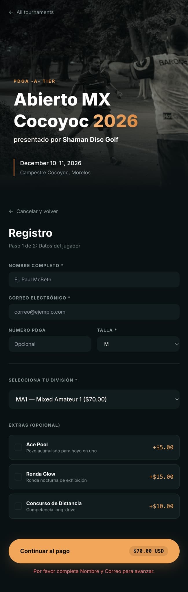 Mobile ParHub prototype showing the first registration step with player data, division selection, optional extras, and a continue-to-payment action.